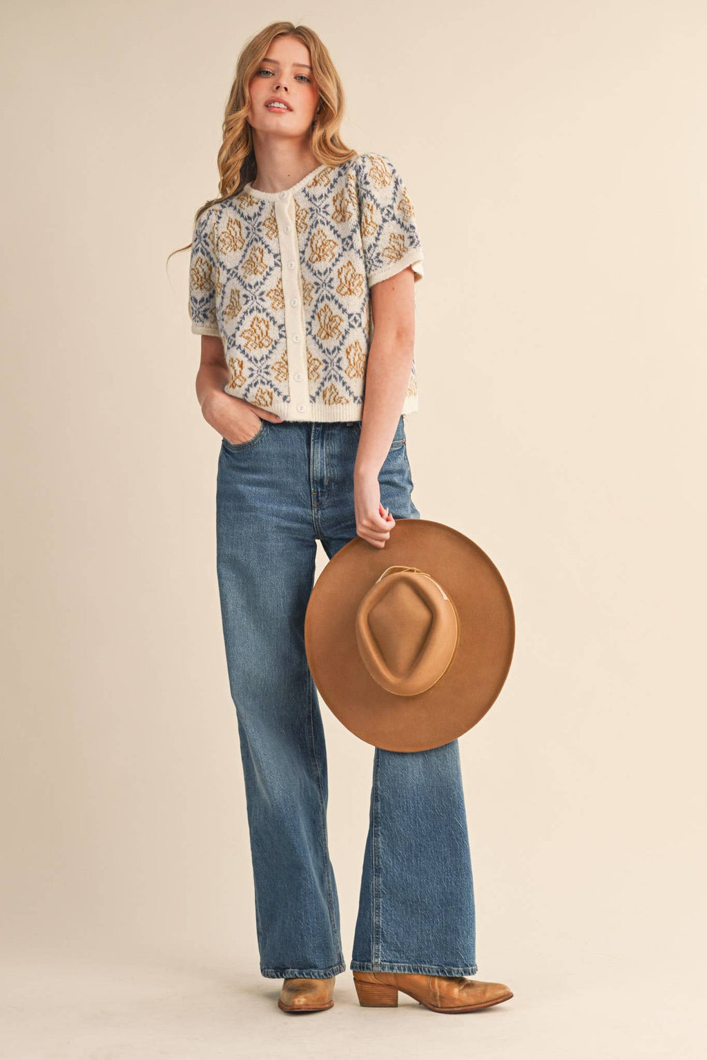 Kiki Floral Short Sleeve Cardigan Sweater in Ivory & Blue