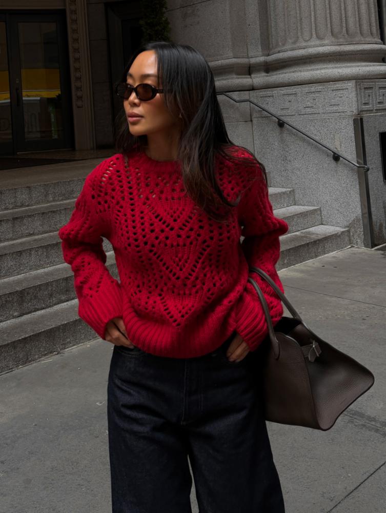 White + Warren Cashmere Blend Crewneck in Chili