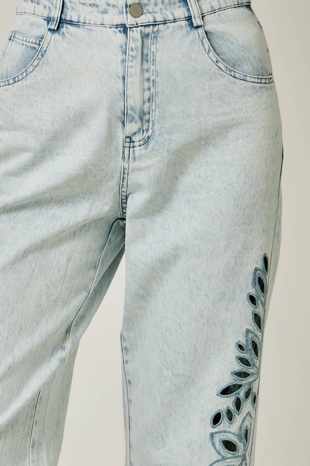Gracie Eyelet Jeans in Light Wash