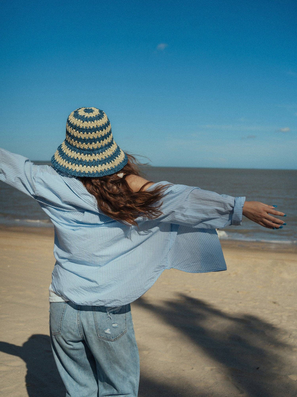 Packable Straw Hat in Blue