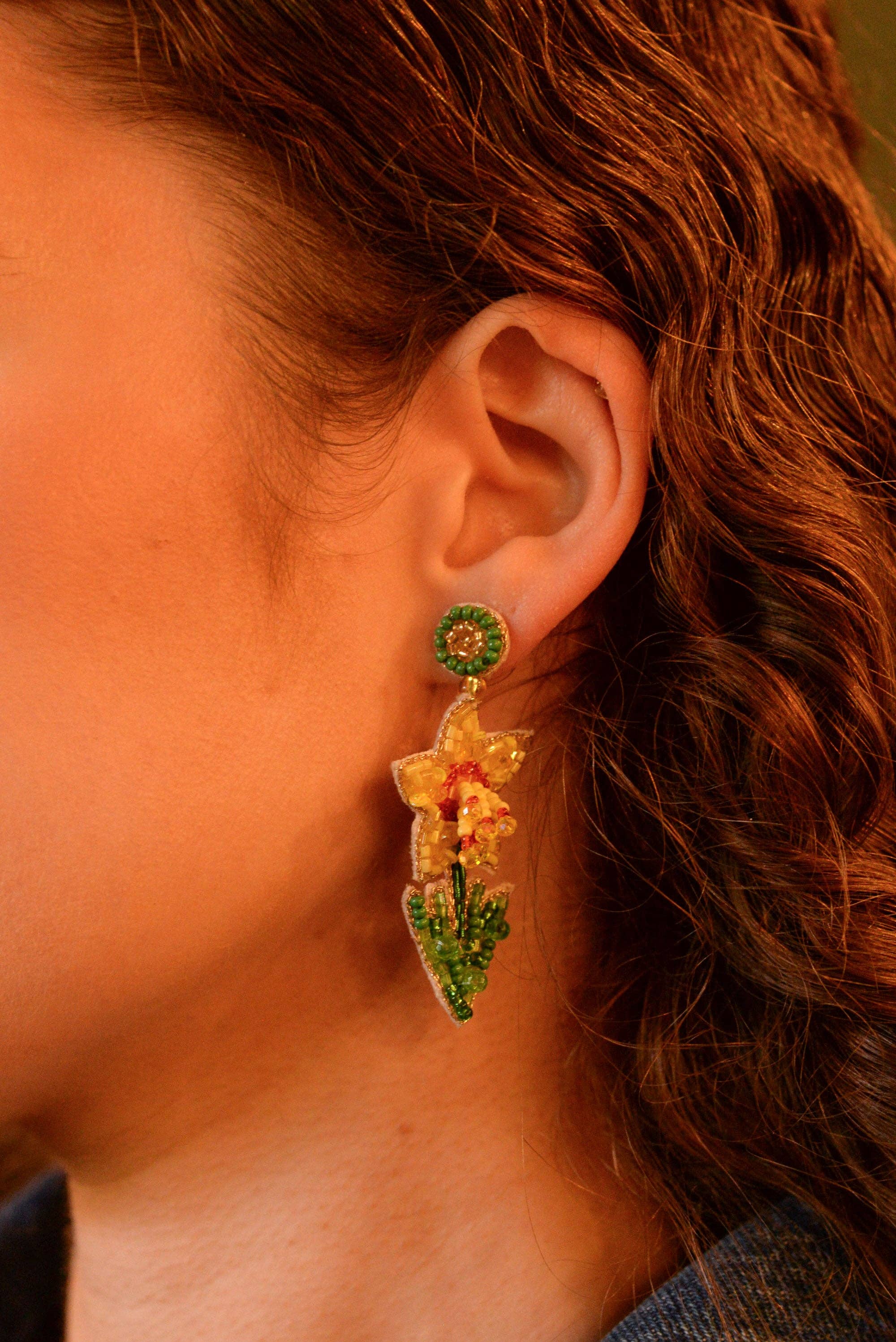 Beaded Daffodil Earrings