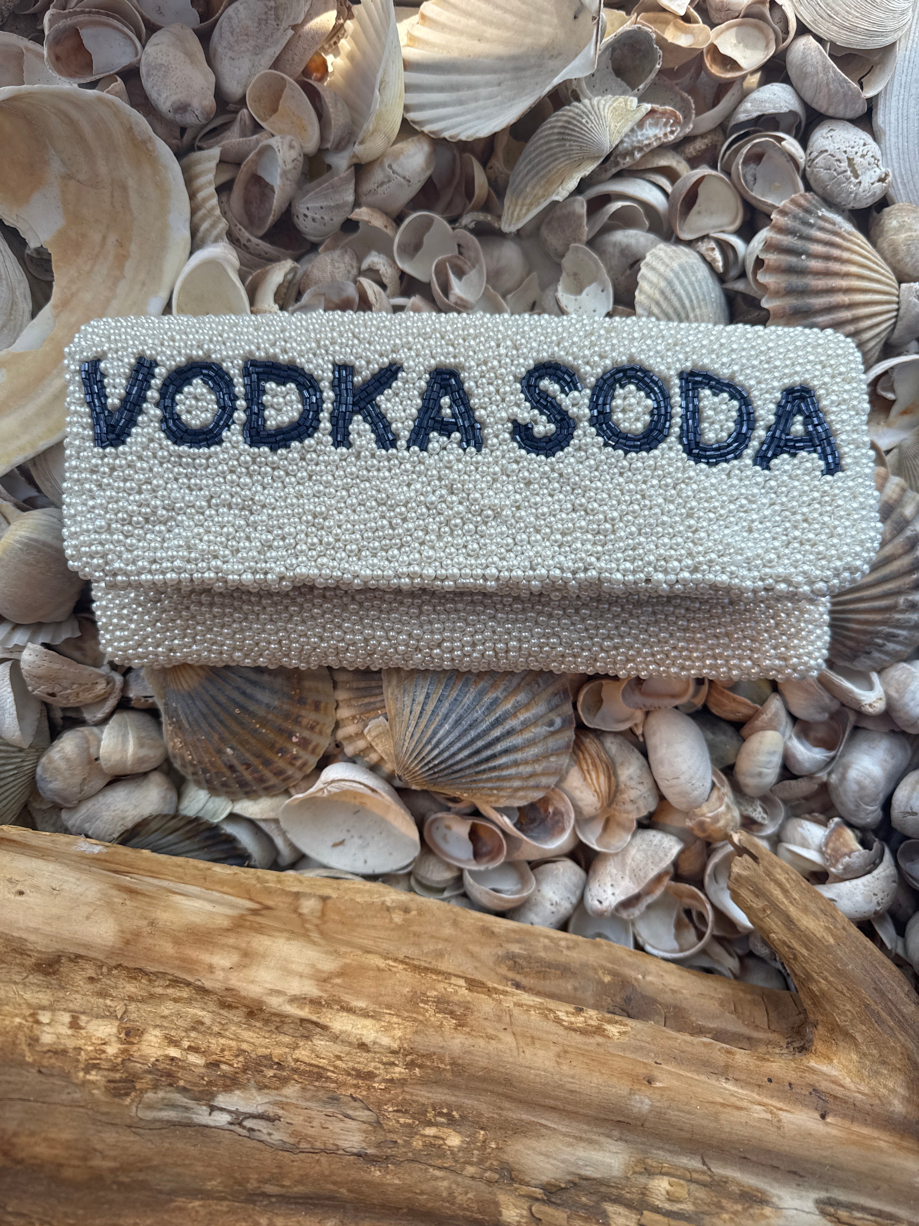 Vodka Soda / Close It Clutch Pearl & Navy
