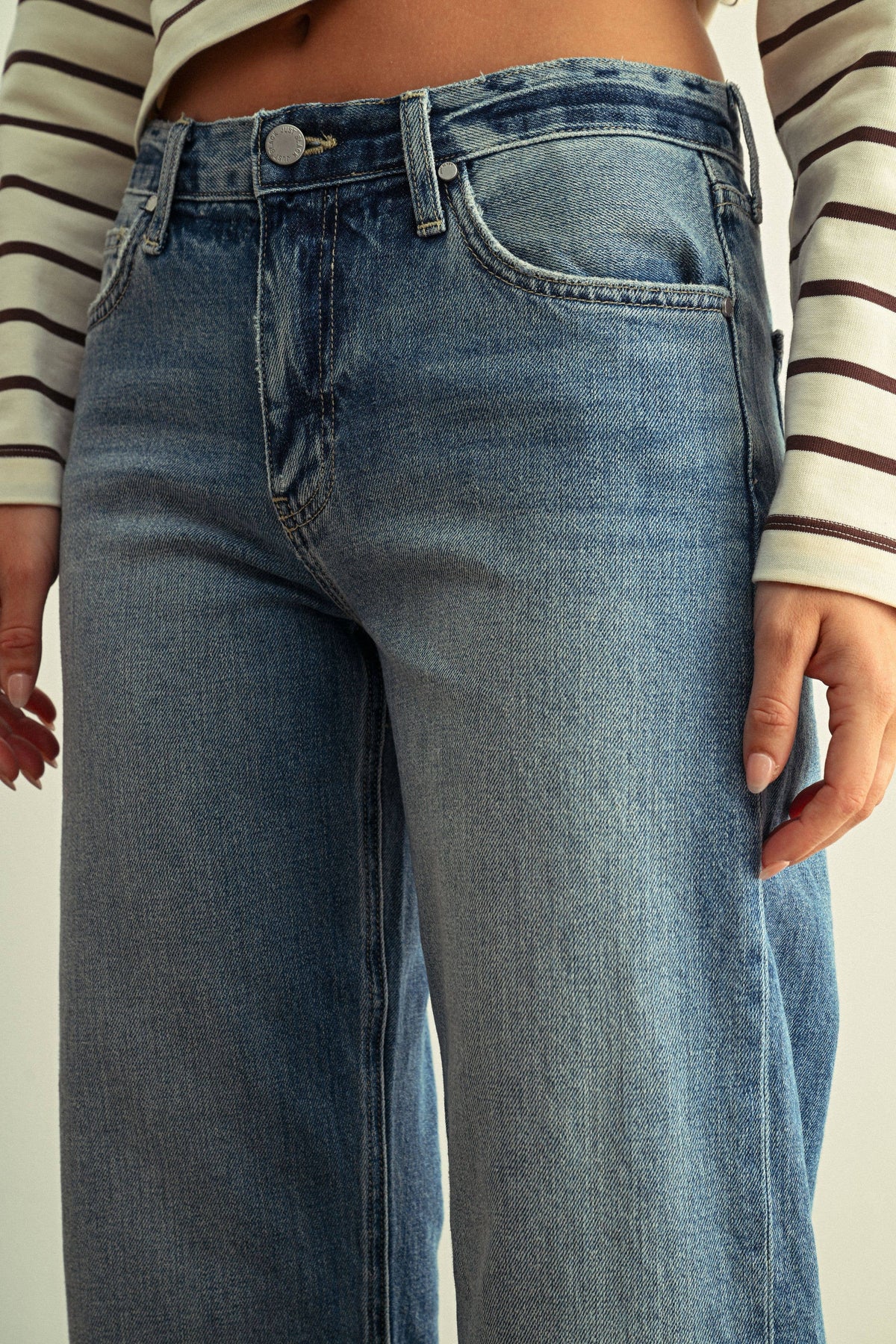 Jessica Straight Leg Denim in Medium Wash