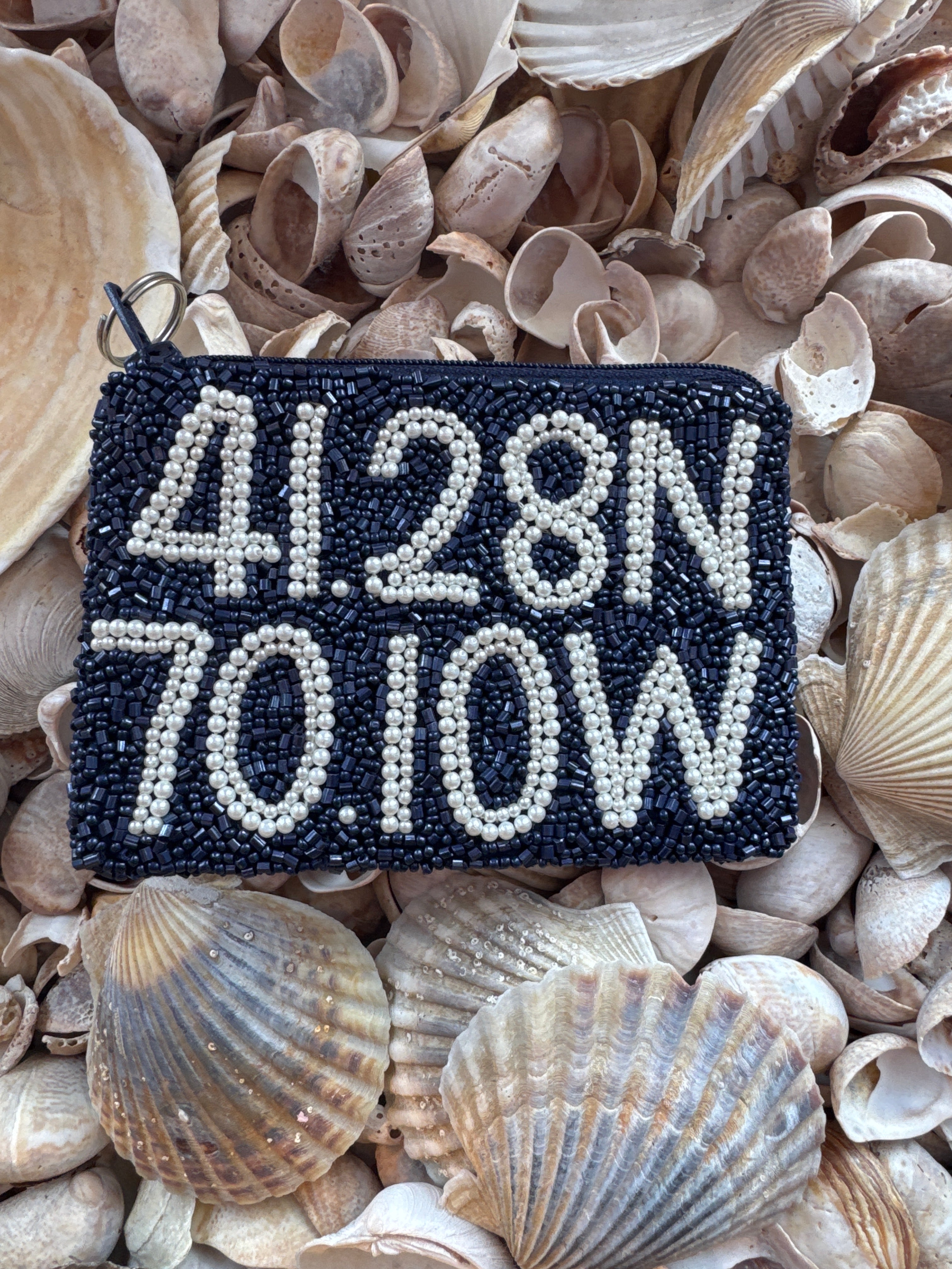 Navy & Pearl 41.28 N 70.10 W Coin Purse