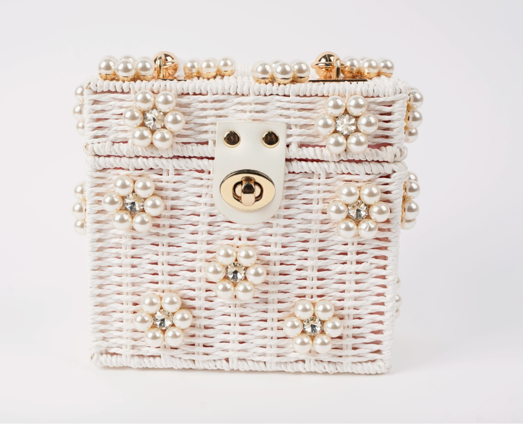 Daisy Bag in White with Pearl