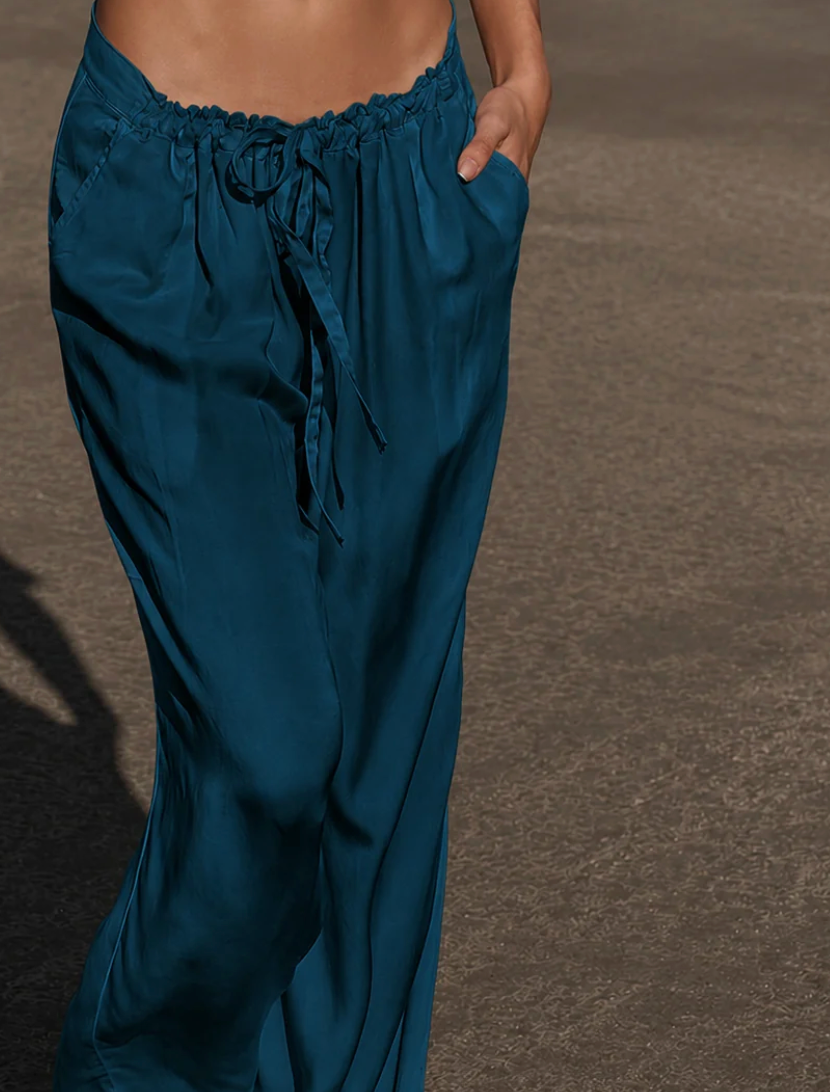 Cali Dreaming Petal Pant in Baltic Blue