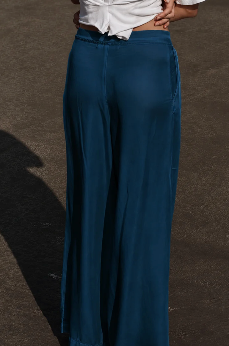 Cali Dreaming Petal Pant in Baltic Blue