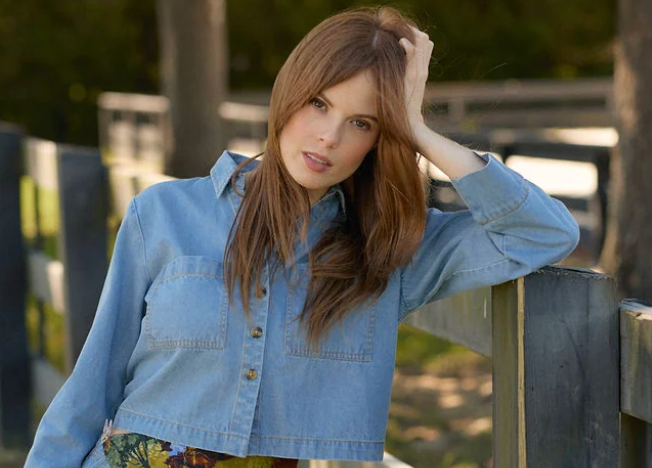 Olivia by Livro Megs Top in Denim
