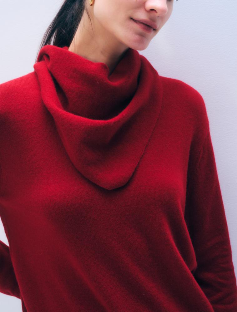 GARNET RED