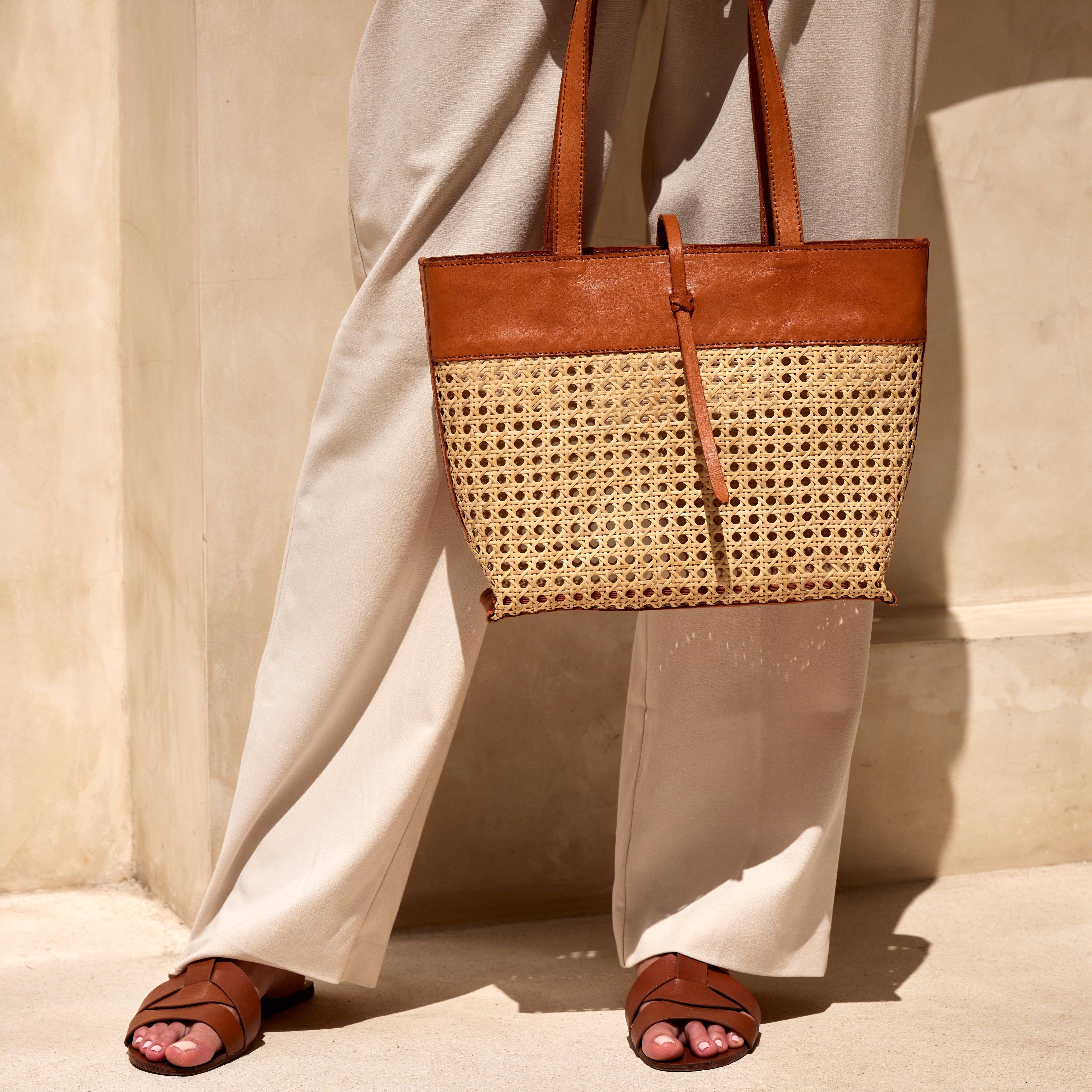 Main Street Medium Tote with Magnetic Closure