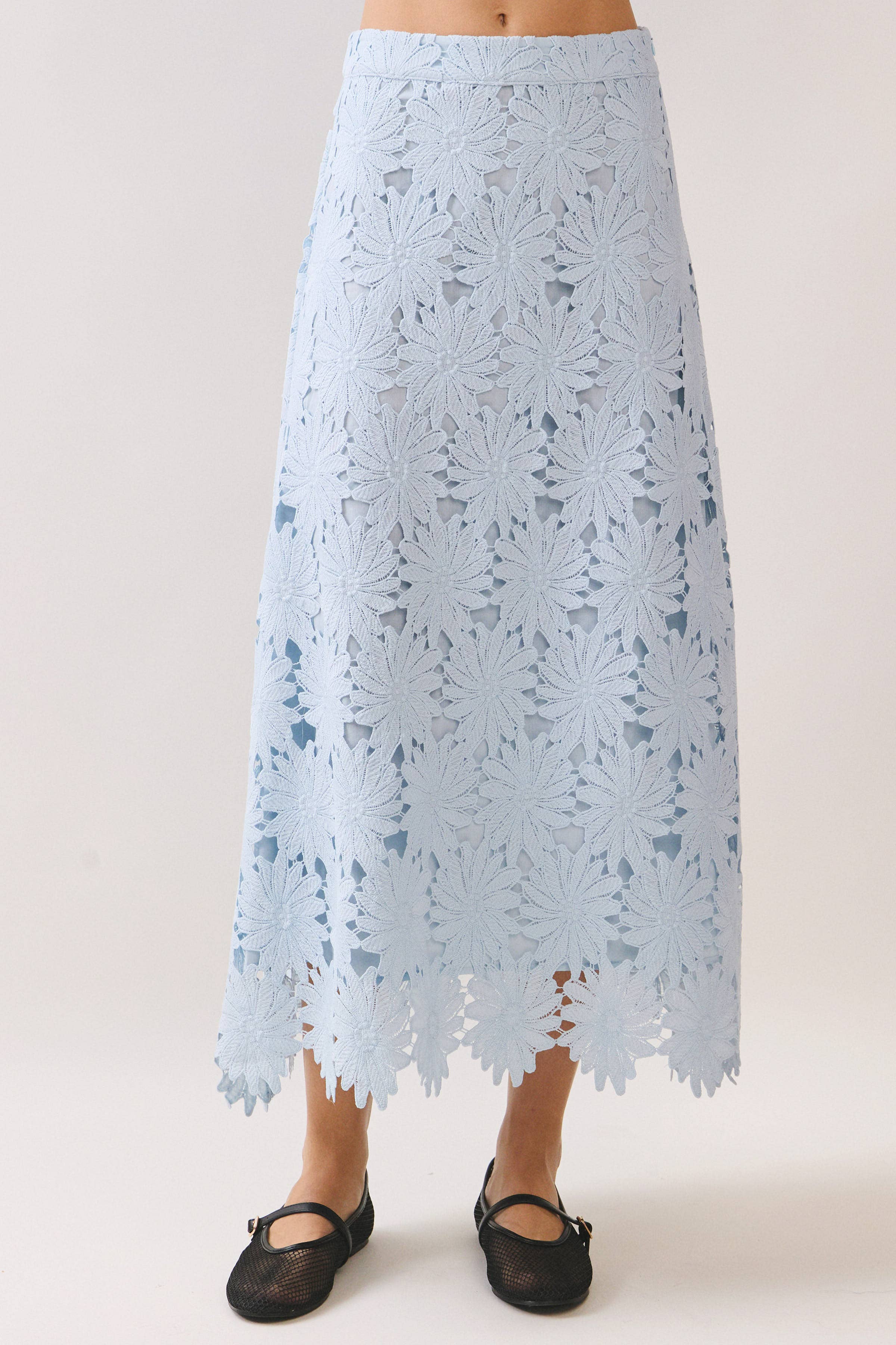 Gracie Floral Lace Scalloped Hem Midi Skirt in Baby Blue
