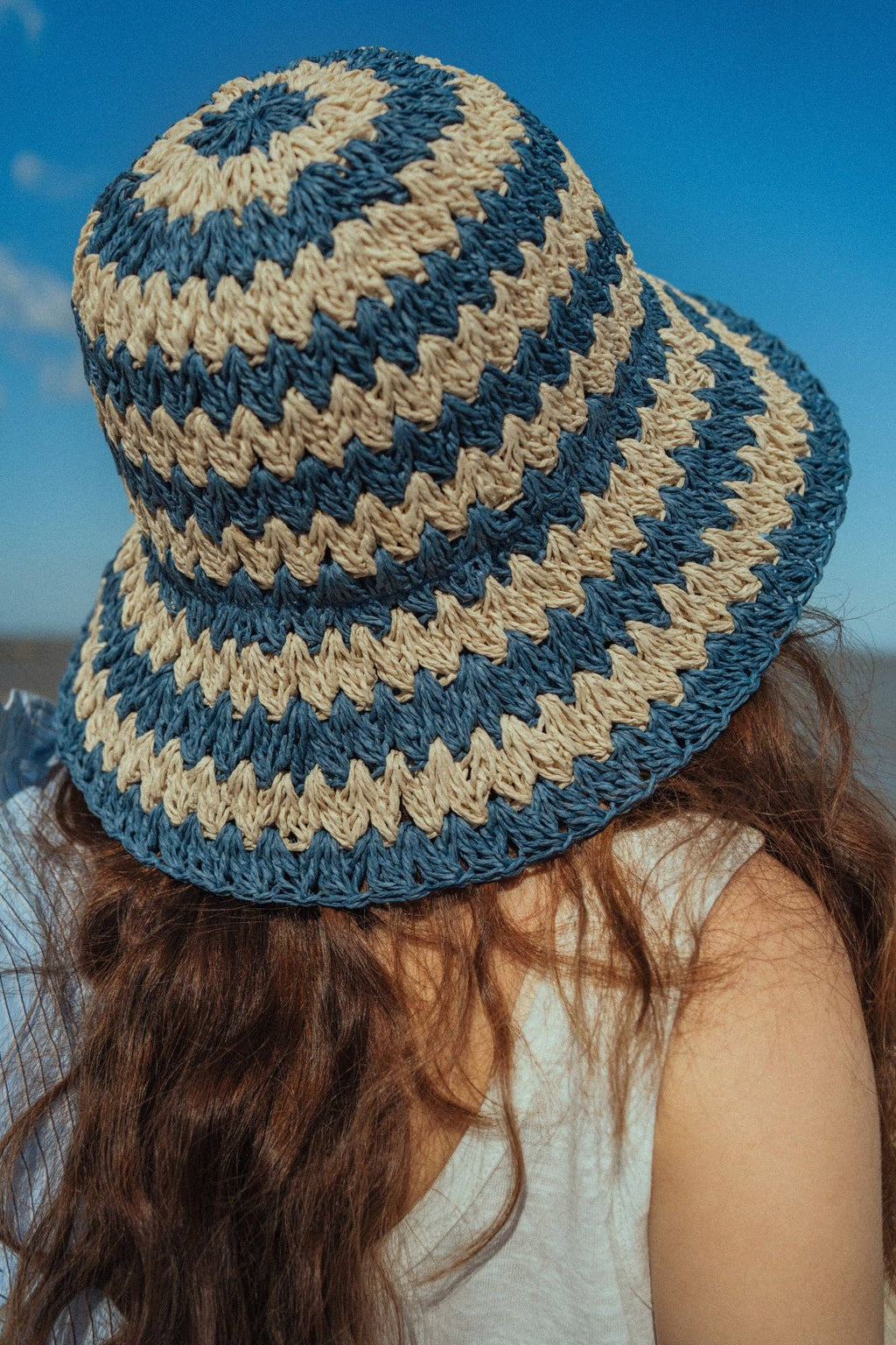 Packable Straw Hat in Blue