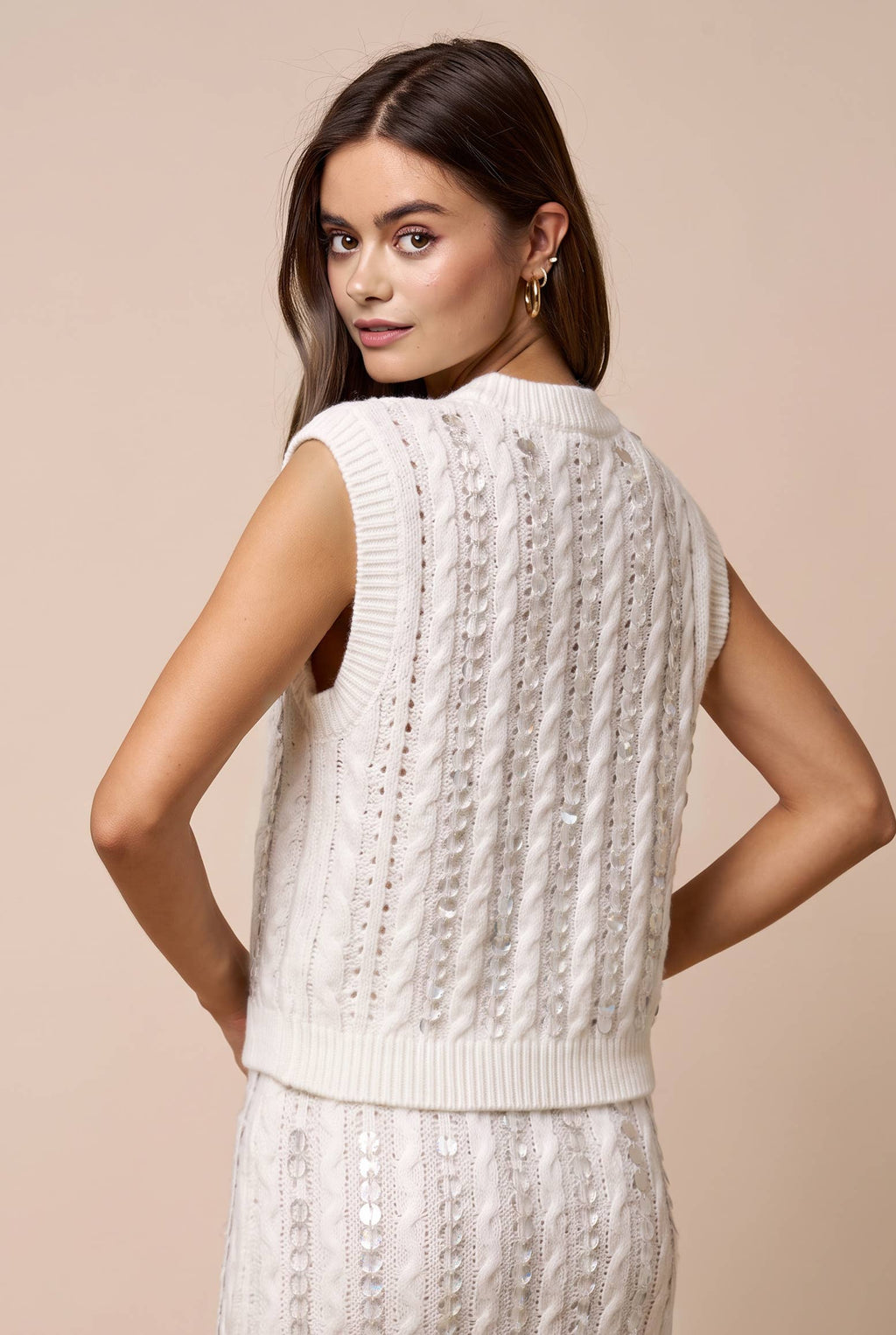 Ellie Sequin Mock Neck Sleeveless Sweater Top in Off White