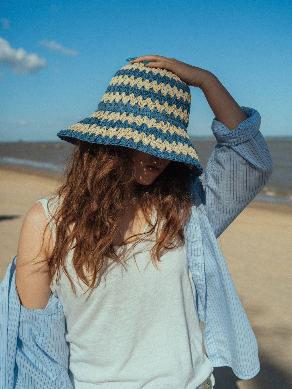 Packable Straw Hat in Blue