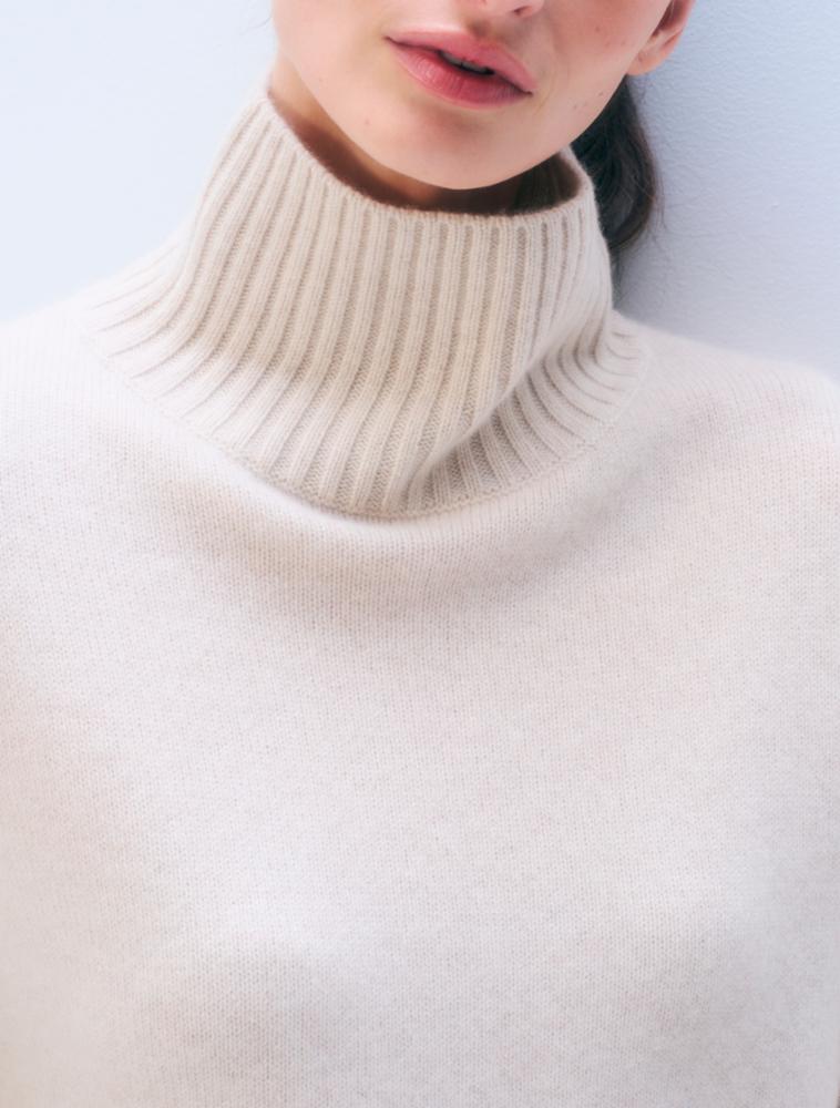 CASHMERE OVERSIZED STANDNECK