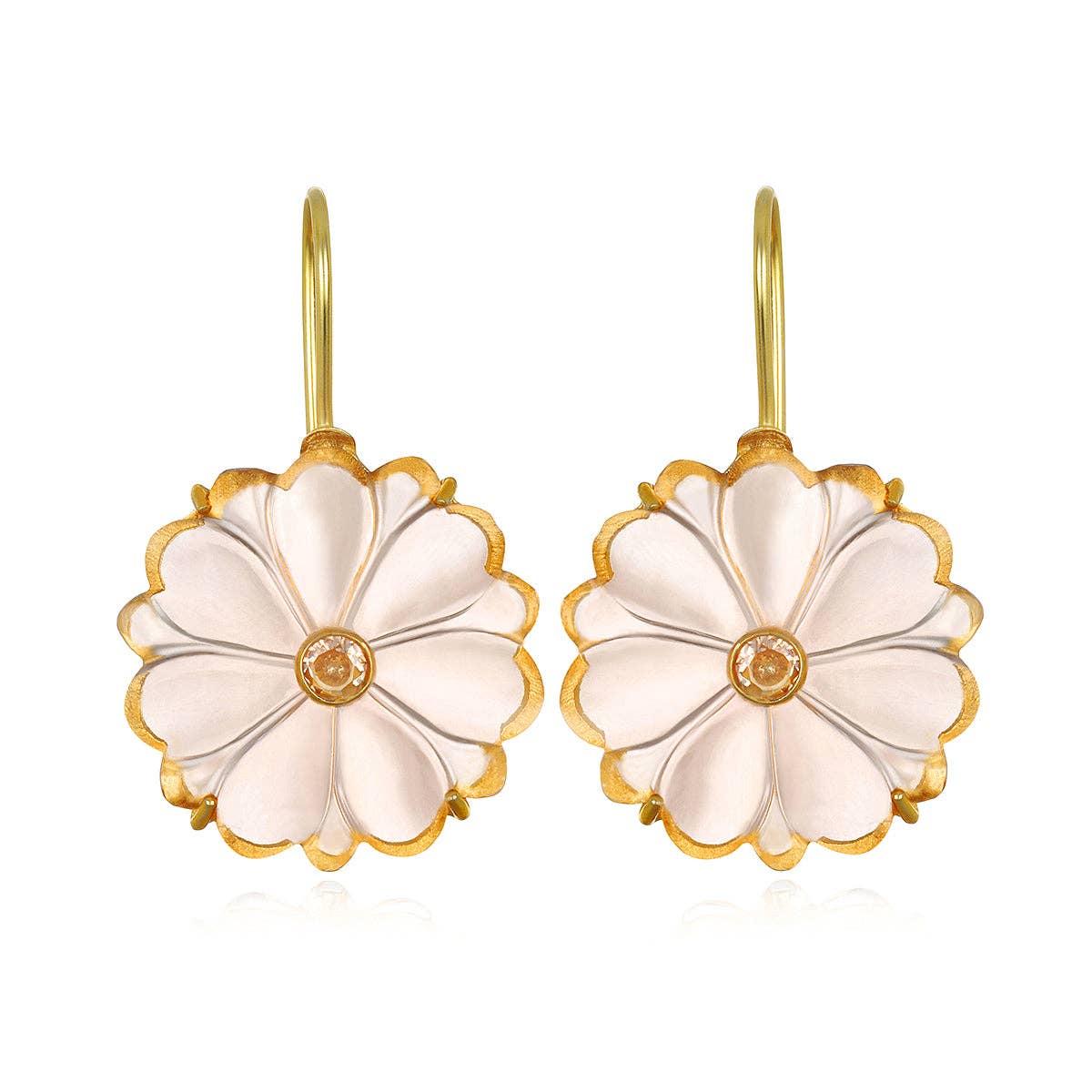 Magnolia Earring in Champagne
