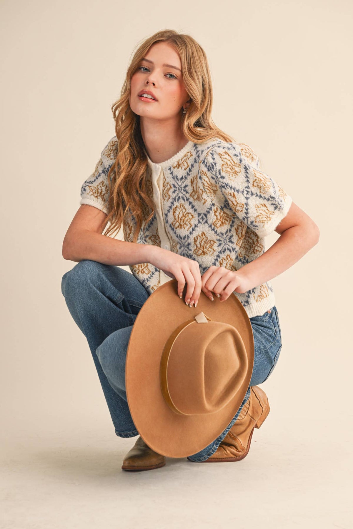 Kiki Floral Short Sleeve Cardigan Sweater in Ivory & Blue