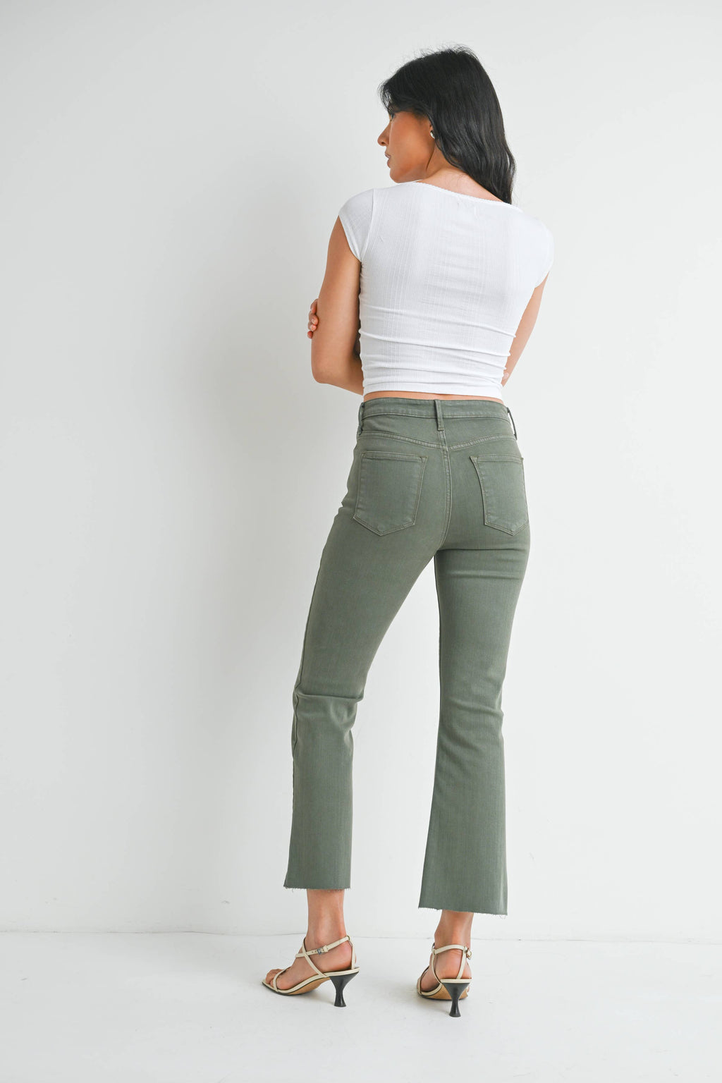Clara Kick Crop in Vintage Olive