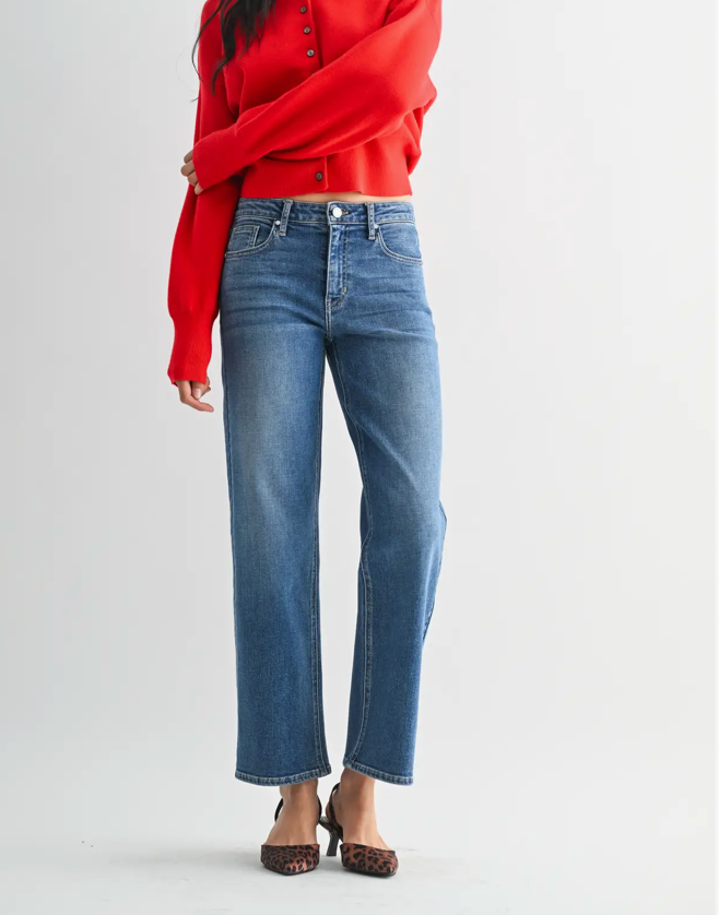 Nora Mid Rise Slim Wide Leg in Medium Wash