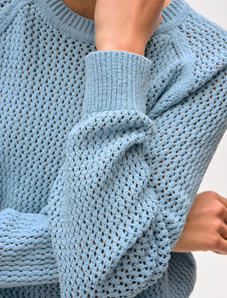 White + Warren Fine Cotton BouclÃ© Mesh Sweatshirt in Blue Marl