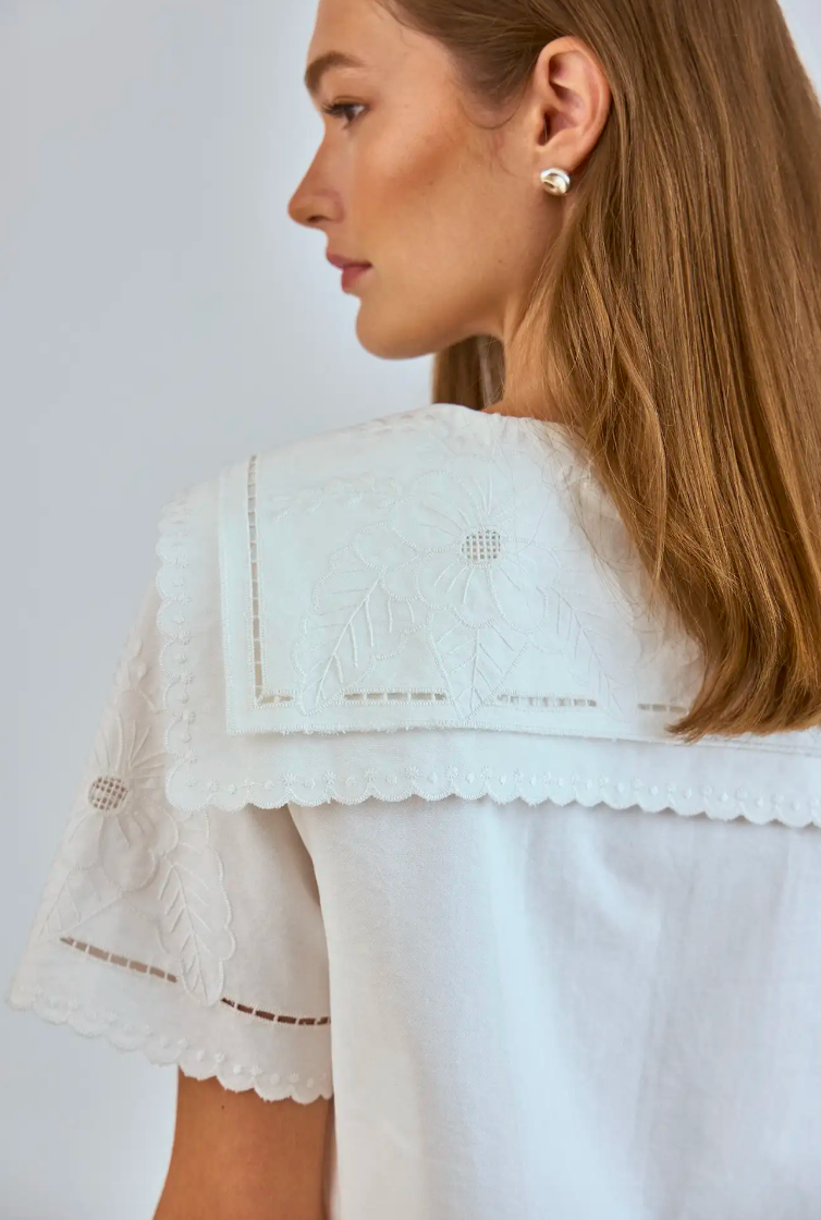 Hunter Bell Birdie Top in White Embriodery