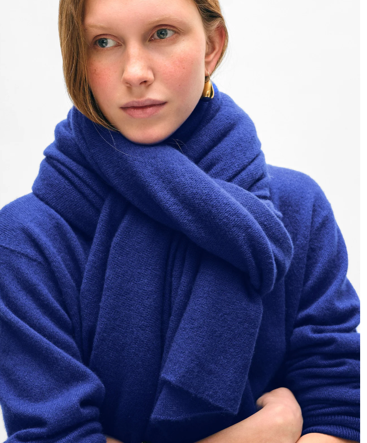 White + Warren Cashmere Travel Wrap in Frontier Blue