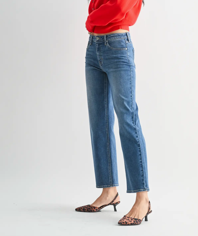 Nora Mid Rise Slim Wide Leg in Medium Wash