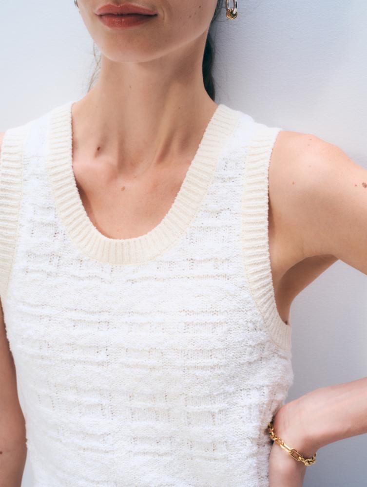 TEXTURED BOUCLE TANK TOP